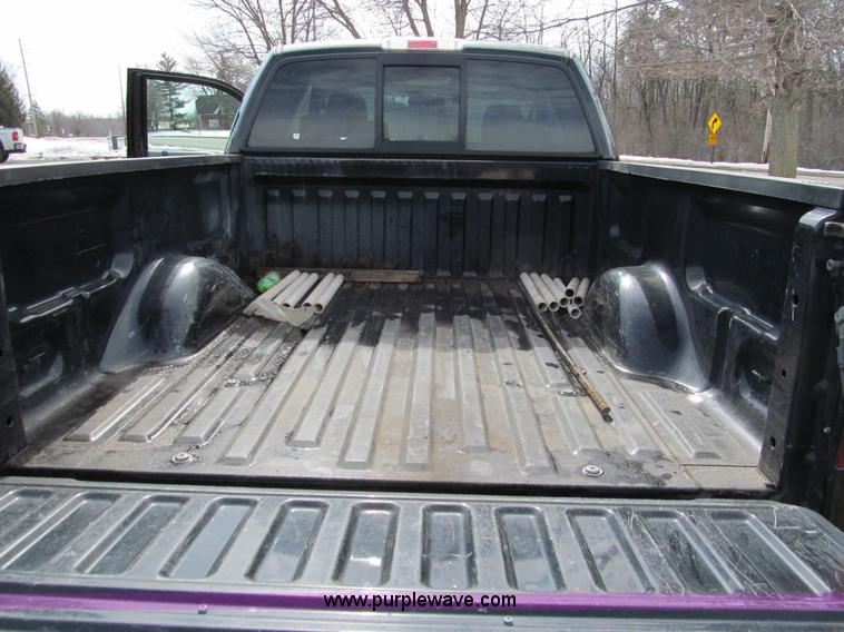 image for item A7509 2007 Ford F150 XLT SuperCab pickup truck