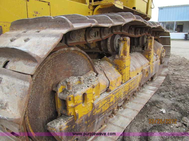 image for item A7510 1976 Caterpillar D6C tractor