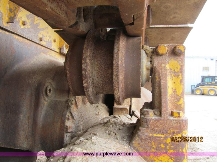 image for item A7510 1976 Caterpillar D6C tractor