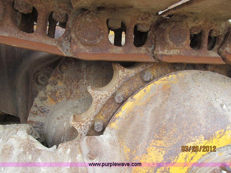 image for item A7510 1976 Caterpillar D6C tractor