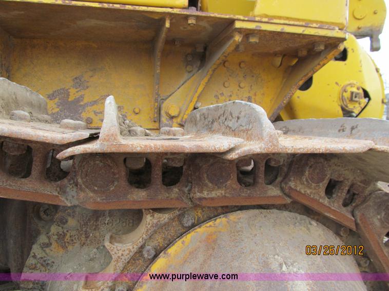 image for item A7510 1976 Caterpillar D6C tractor