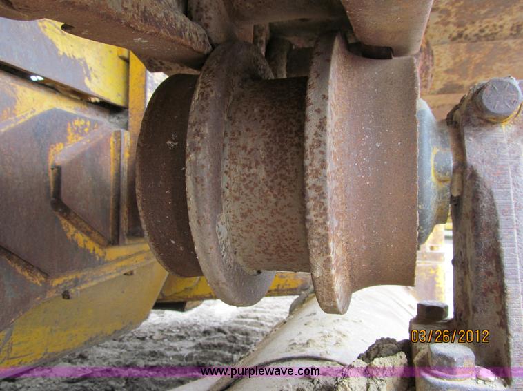 image for item A7510 1976 Caterpillar D6C tractor