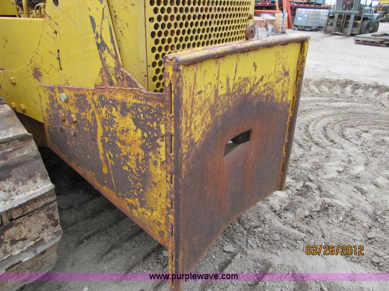 image for item A7510 1976 Caterpillar D6C tractor