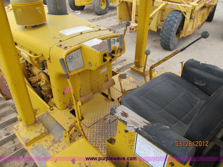 image for item A7510 1976 Caterpillar D6C tractor