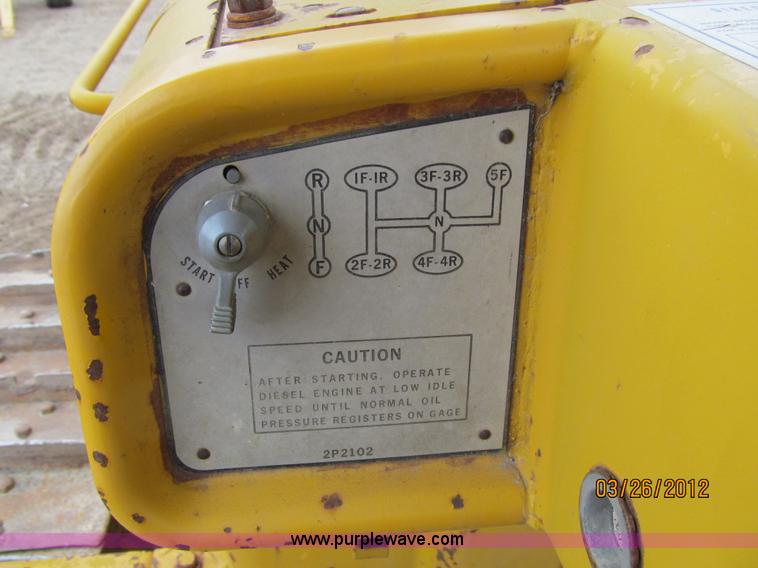 image for item A7510 1976 Caterpillar D6C tractor