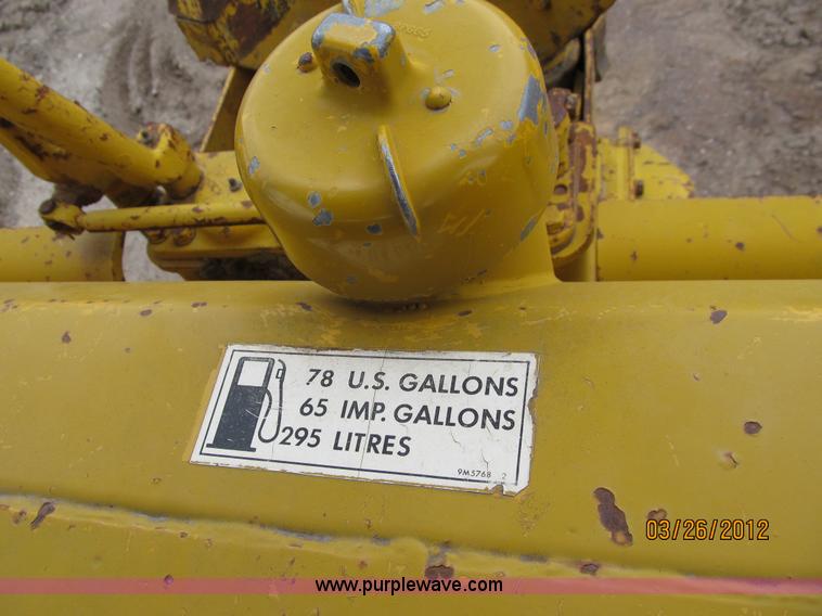 image for item A7510 1976 Caterpillar D6C tractor