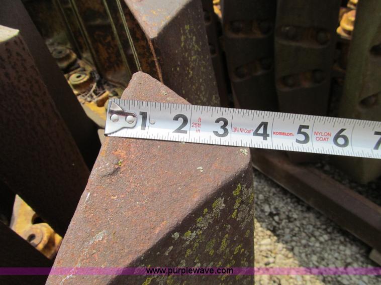 image for item A8213 Set of John Deere 850C dozer tracks