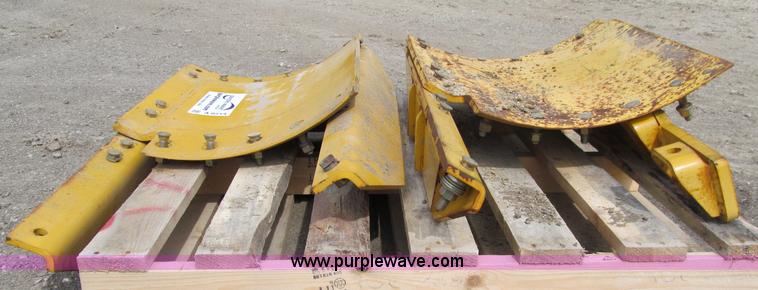 image for item A8214 (2) 2' moldboard extensions