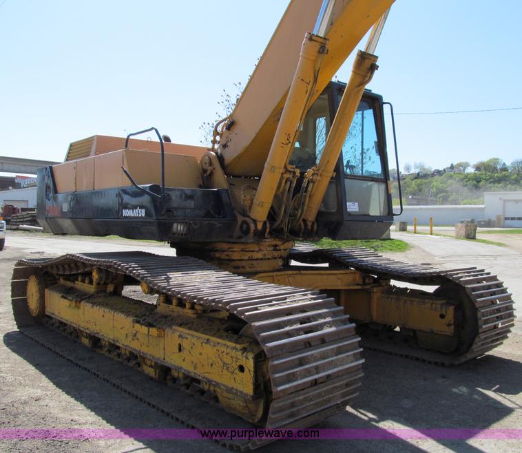 image for item A8249 Komatsu PC400LC-3 excavator