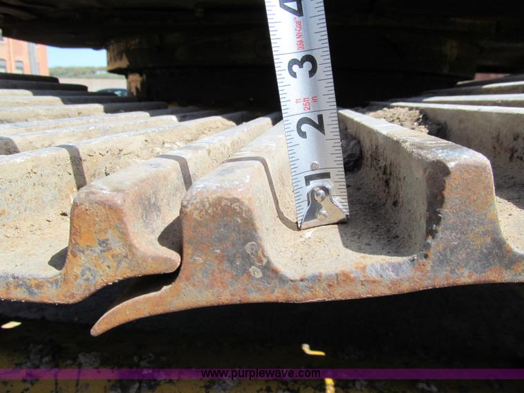 image for item A8249 Komatsu PC400LC-3 excavator