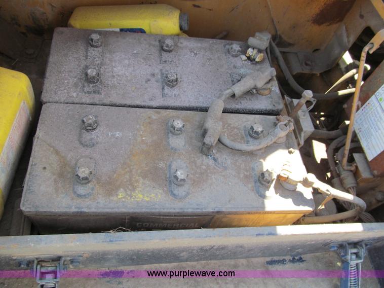 image for item A8249 Komatsu PC400LC-3 excavator