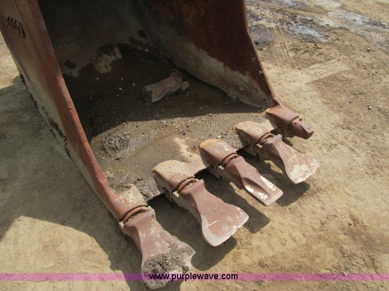 image for item A8249 Komatsu PC400LC-3 excavator