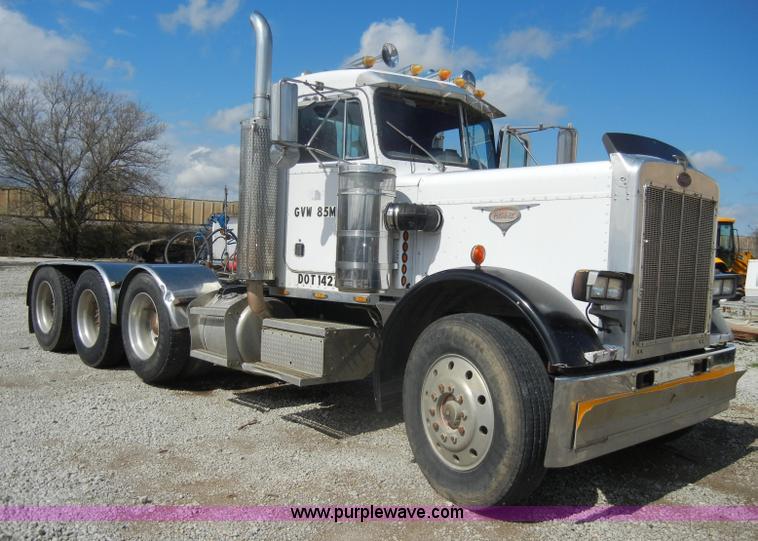 image for item B1178 1985 Peterbilt 359 semi truck