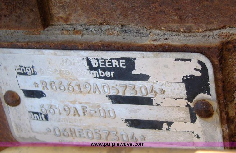 image for item B1211 1978 John Deere 860B elevating scraper