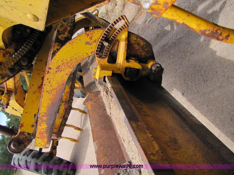 image for item B2276 1964 Caterpillar 12E motor grader