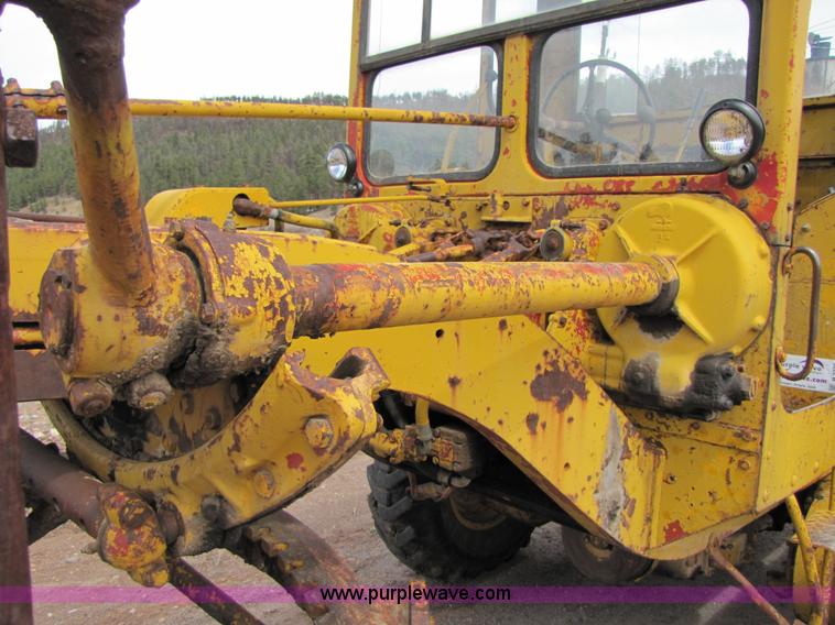 image for item B2276 1964 Caterpillar 12E motor grader