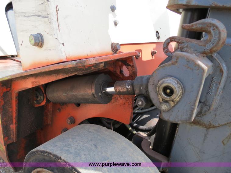 image for item B2282 Nissan Optimum 40 forklift