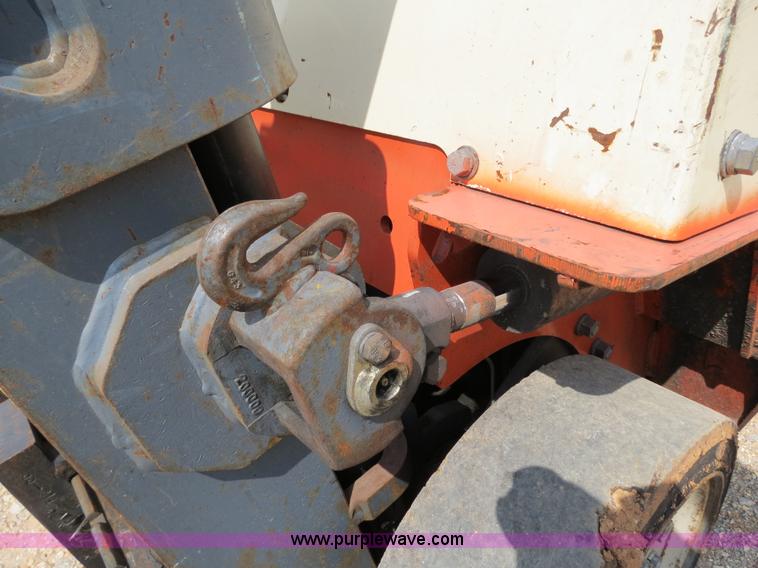 image for item B2282 Nissan Optimum 40 forklift