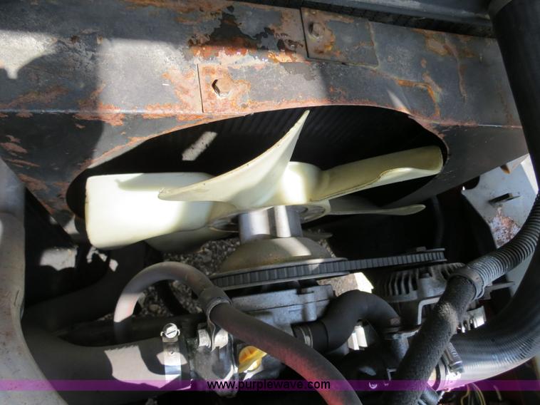 image for item B2282 Nissan Optimum 40 forklift