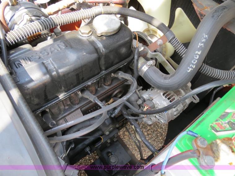 image for item B2282 Nissan Optimum 40 forklift