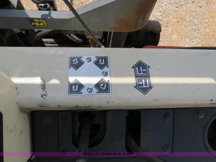 image for item B2284 Nissan Optimum 40 forklift