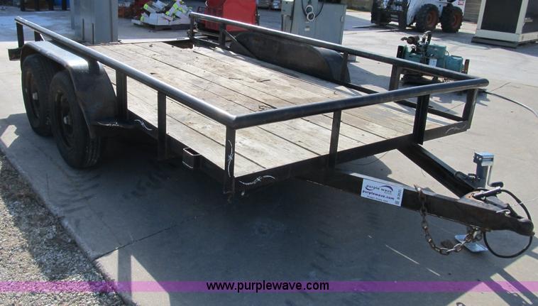 image for item B2635 2000 DoLittle 12' utility trailer