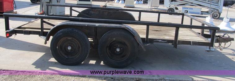 image for item B2635 2000 DoLittle 12' utility trailer