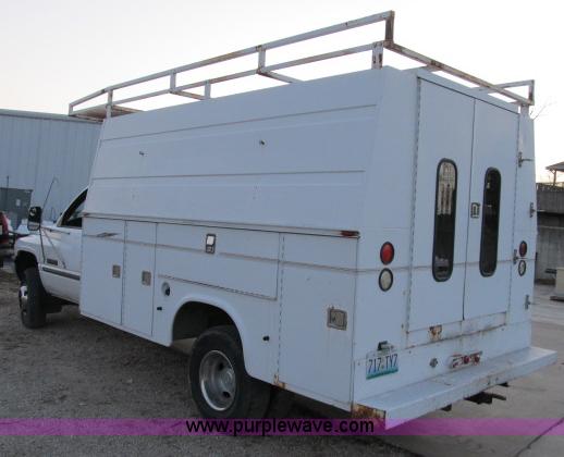 image for item B2638 1999 Dodge Ram 3500 SLT service truck