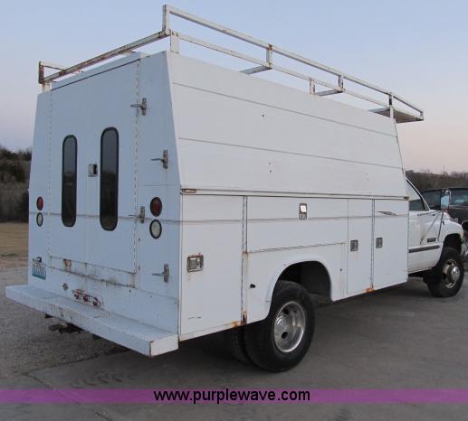 image for item B2638 1999 Dodge Ram 3500 SLT service truck