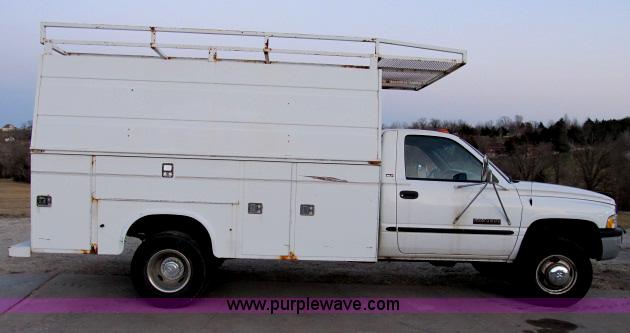 image for item B2638 1999 Dodge Ram 3500 SLT service truck