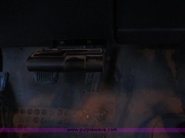 image for item B2638 1999 Dodge Ram 3500 SLT service truck