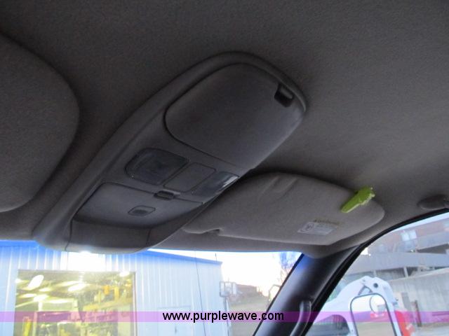 image for item B2638 1999 Dodge Ram 3500 SLT service truck