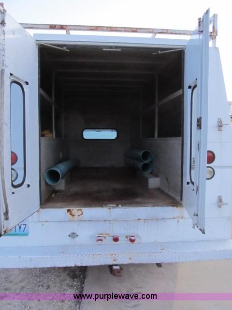 image for item B2638 1999 Dodge Ram 3500 SLT service truck