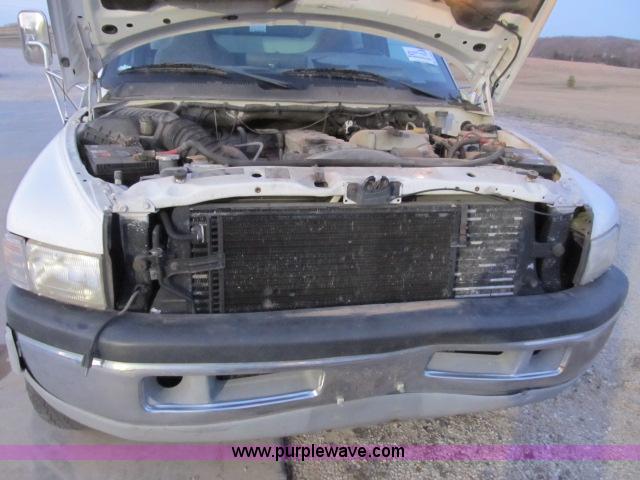 image for item B2638 1999 Dodge Ram 3500 SLT service truck