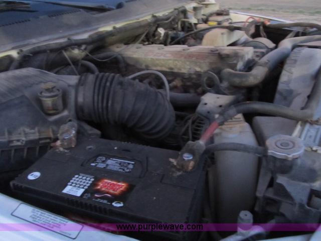 image for item B2638 1999 Dodge Ram 3500 SLT service truck