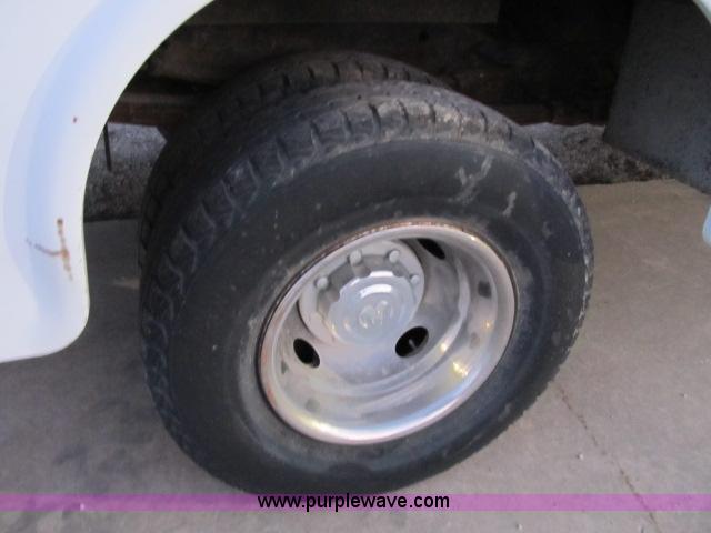 image for item B2638 1999 Dodge Ram 3500 SLT service truck