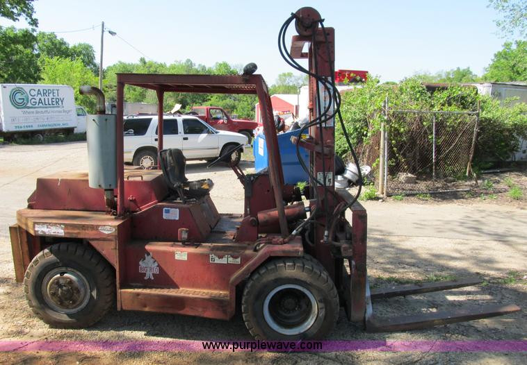 image for item B2692 Taylor Y-10-WS rough terrain forklift