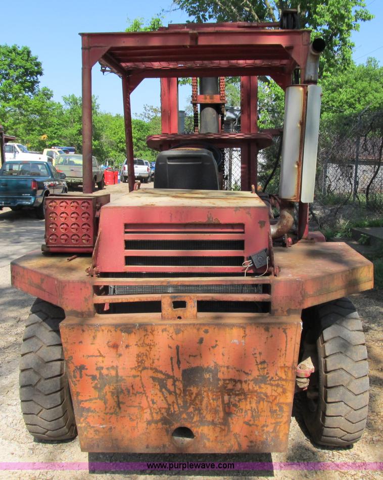 image for item B2692 Taylor Y-10-WS rough terrain forklift