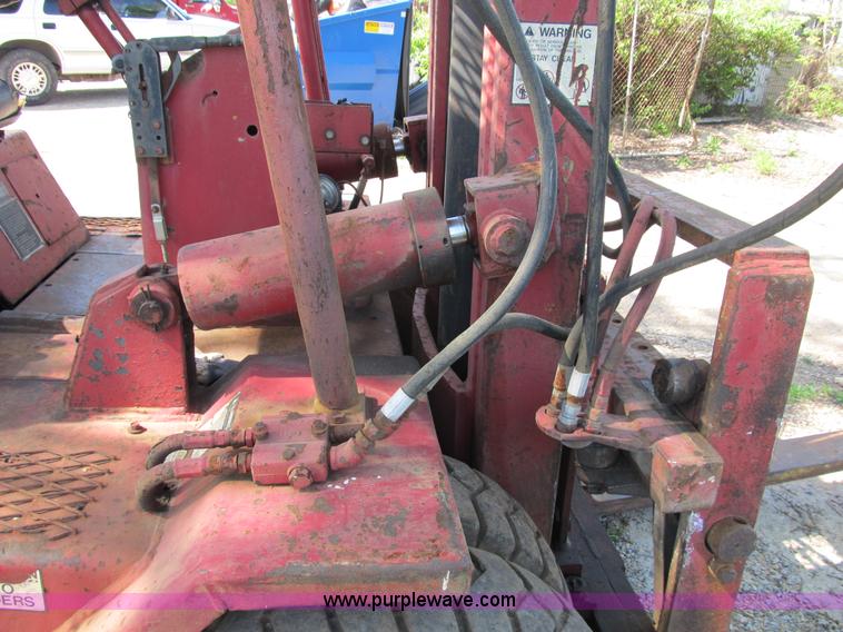 image for item B2692 Taylor Y-10-WS rough terrain forklift