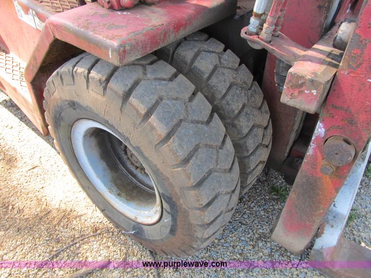 image for item B2692 Taylor Y-10-WS rough terrain forklift