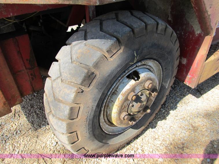 image for item B2692 Taylor Y-10-WS rough terrain forklift