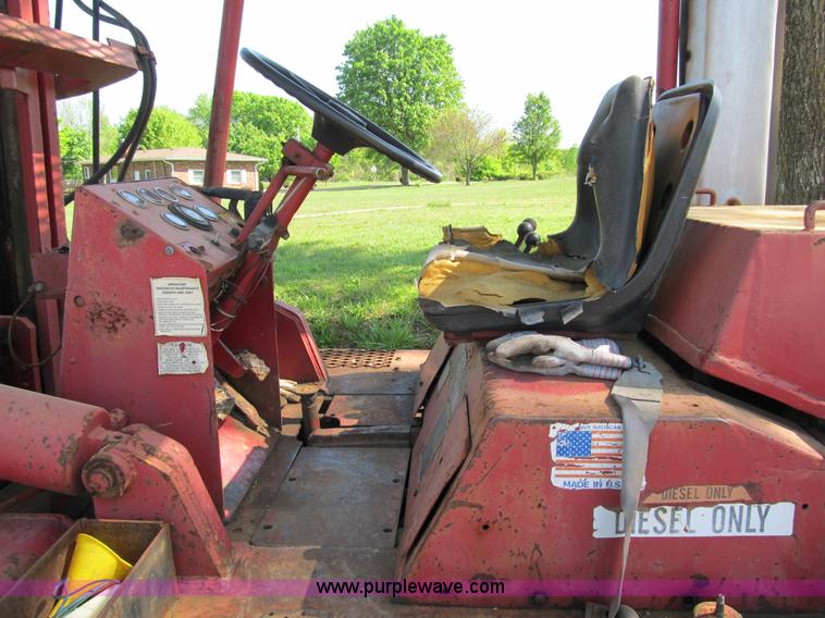 image for item B2692 Taylor Y-10-WS rough terrain forklift