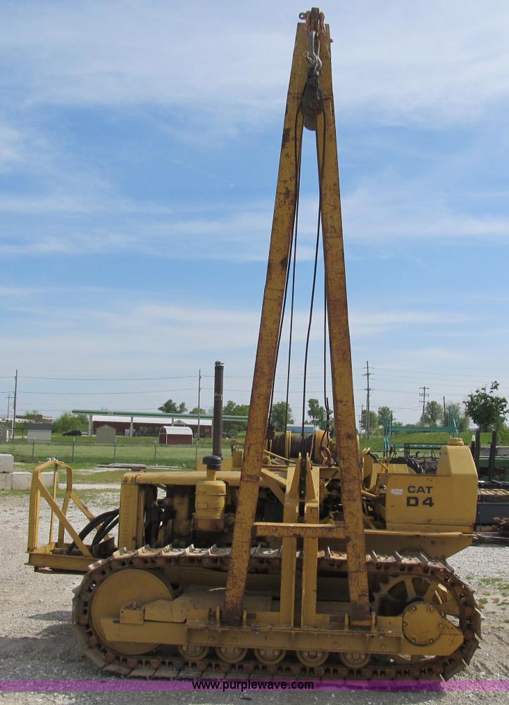 image for item B2694 1958 Caterpillar D4 dozer