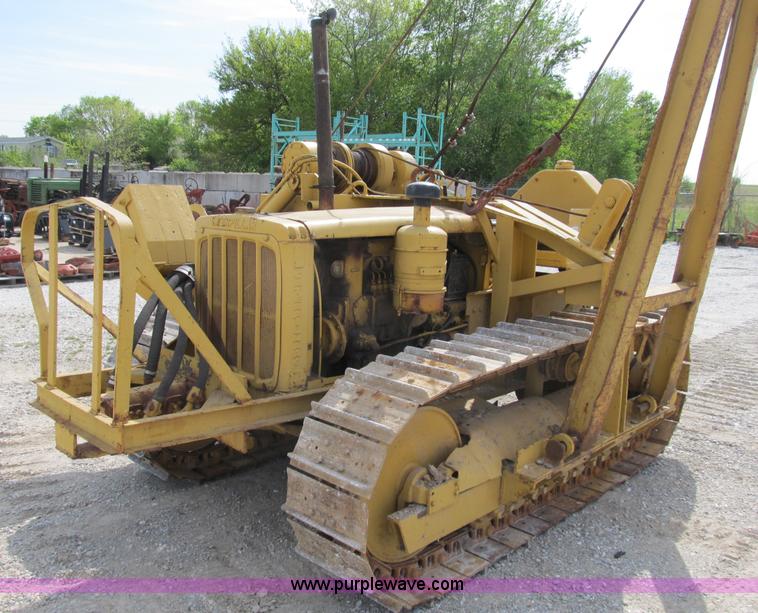 image for item B2694 1958 Caterpillar D4 dozer