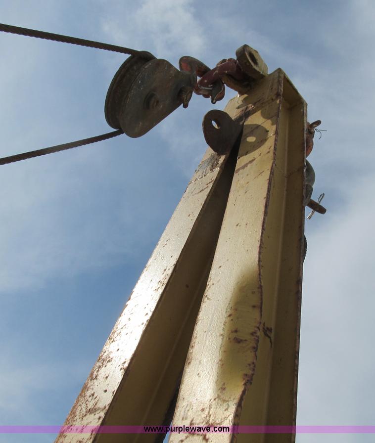 image for item B2694 1958 Caterpillar D4 dozer