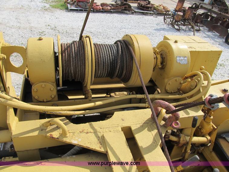image for item B2694 1958 Caterpillar D4 dozer