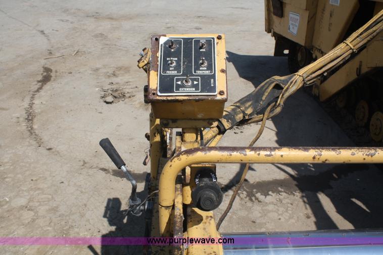 image for item B6532 1991 Caterpillar AP1050 paver
