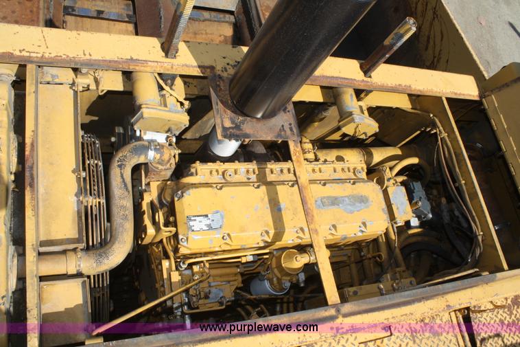 image for item B6532 1991 Caterpillar AP1050 paver