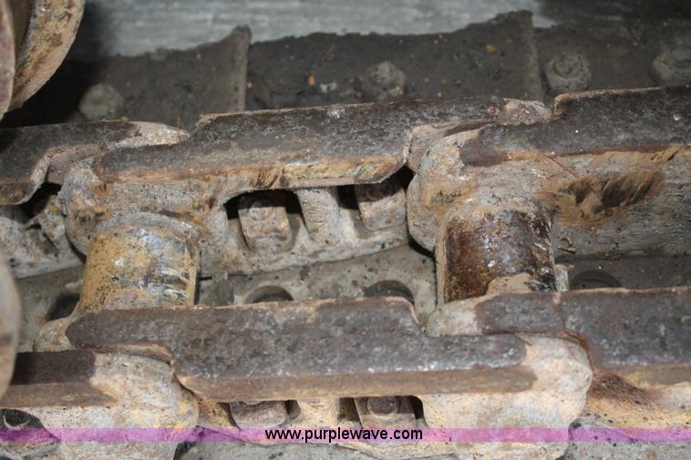 image for item B6532 1991 Caterpillar AP1050 paver