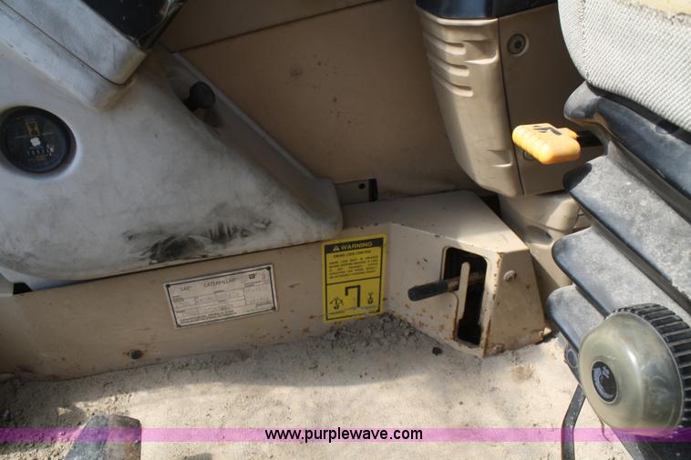 image for item B6572 1994 Caterpillar 350L excavator